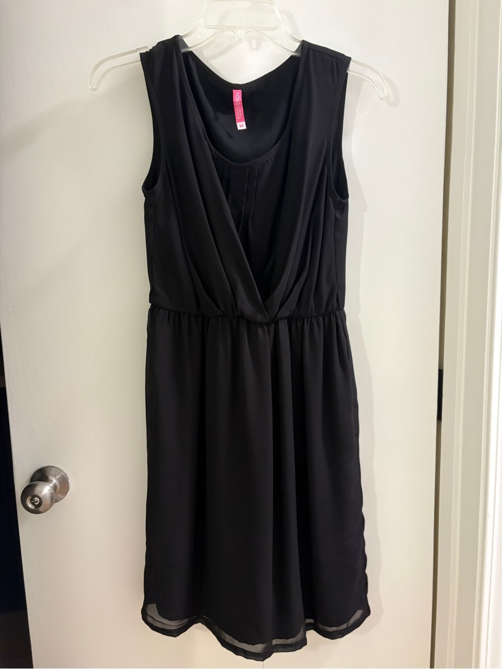 Fashion Spy Black Sleeveless Dress | Medium | Black